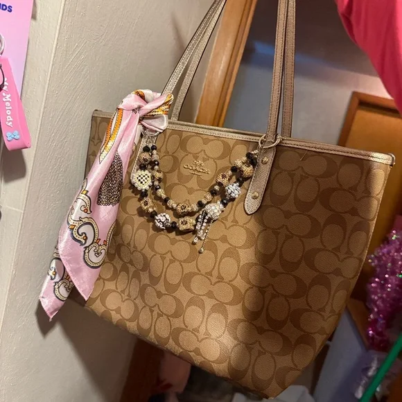 COACH BUNDLE of 4 items - Picture 4 of 5